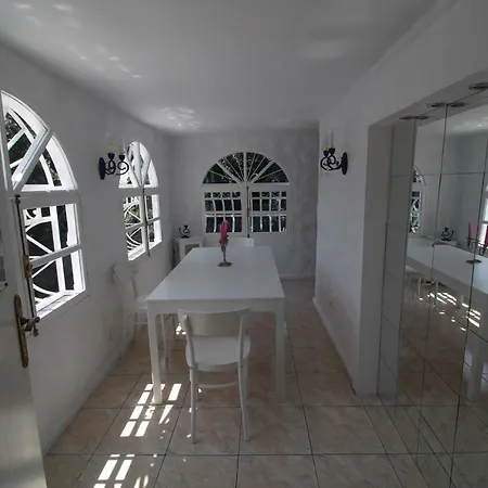 Sunny House, * Chayofa