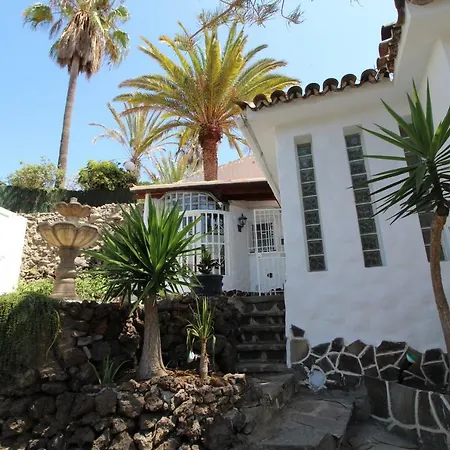 بيت للعطل Sunny House,